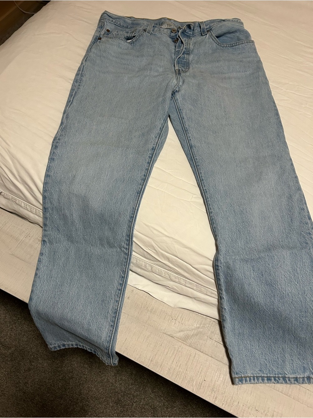 Levi’s light Blue women’s classic Straight Jeans